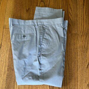 Mens Express Lightweight Pants - Light Gray - size 34x30 - NEVER WORN